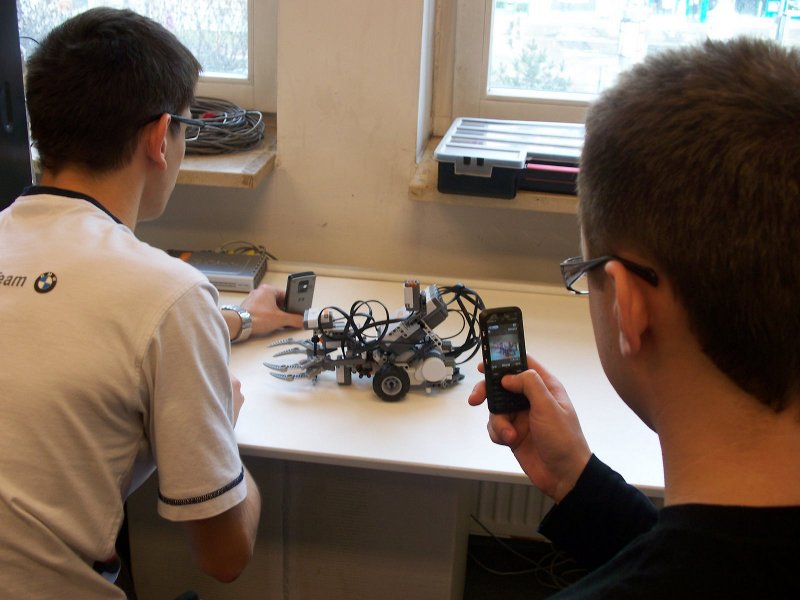 Lab 215 - LEGO Mindstorms NXT